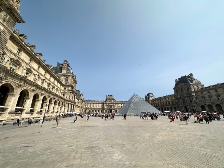 louvre 1